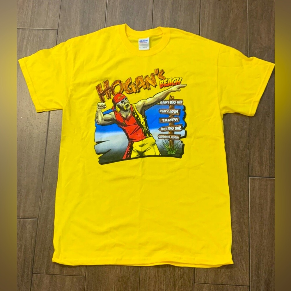 Hulk Hogans Beach Shop "Bow and Arrow" Yellow Adult Size T-Shirt - Mediu…